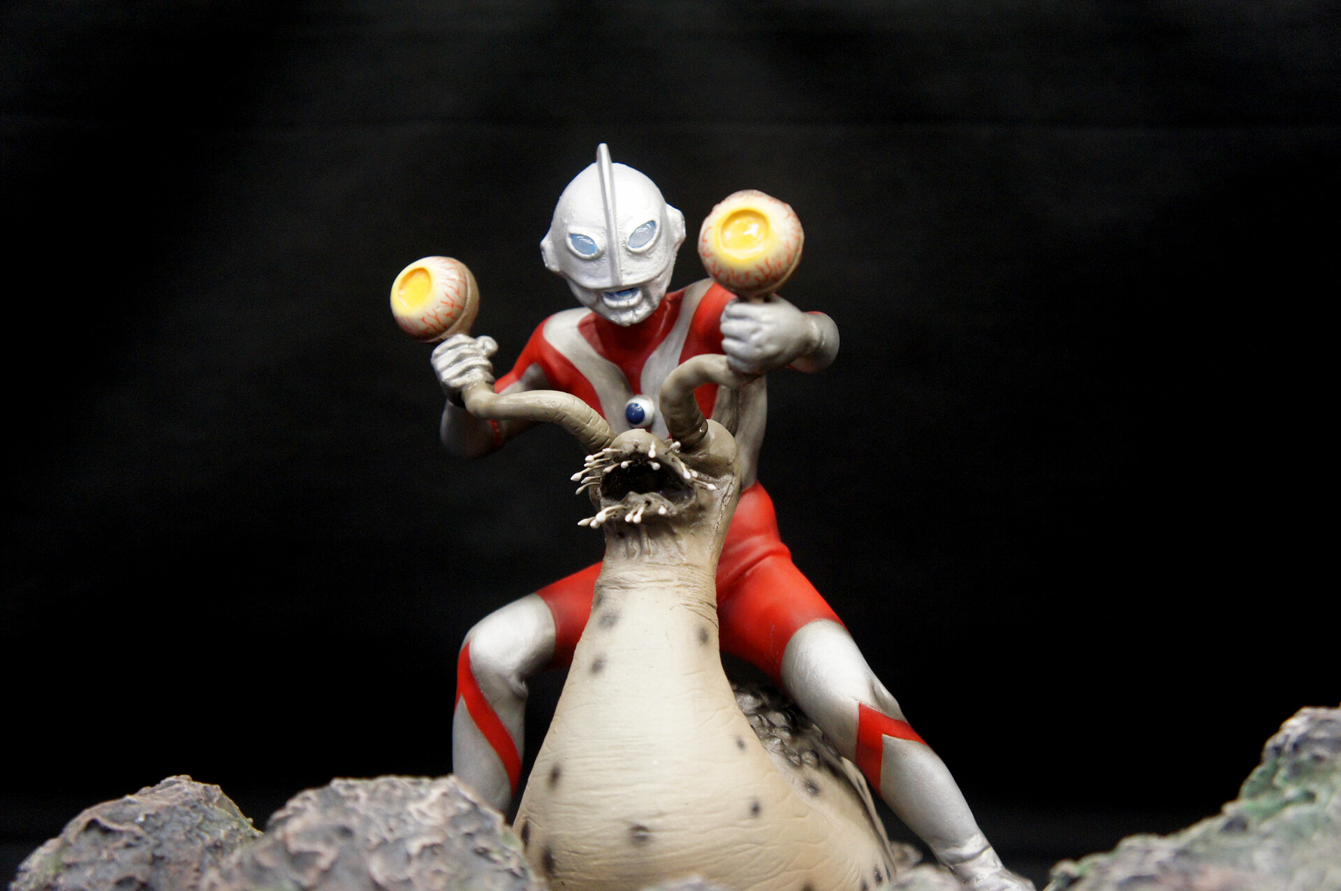 ArtStation - Namegon vs Ultraman Art Statue ナメゴン対