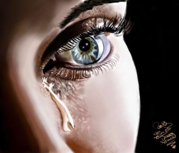 Глаз со слезой. Слеза. Слезы на ресницах. Слезы. Tear from.