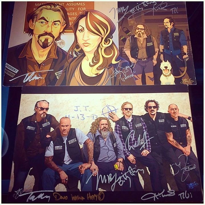 Being the awesome fella he is, David Labrava, who commissioned the piece, got the prints signed by everyone pictured.