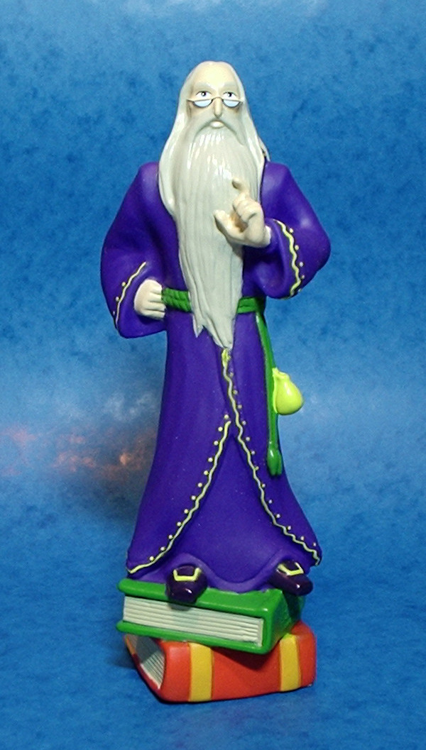 Dumbledore Vinyl Torch - Same digital model as the Ornament but increase in size, added books and tweaked for vinyl moulding