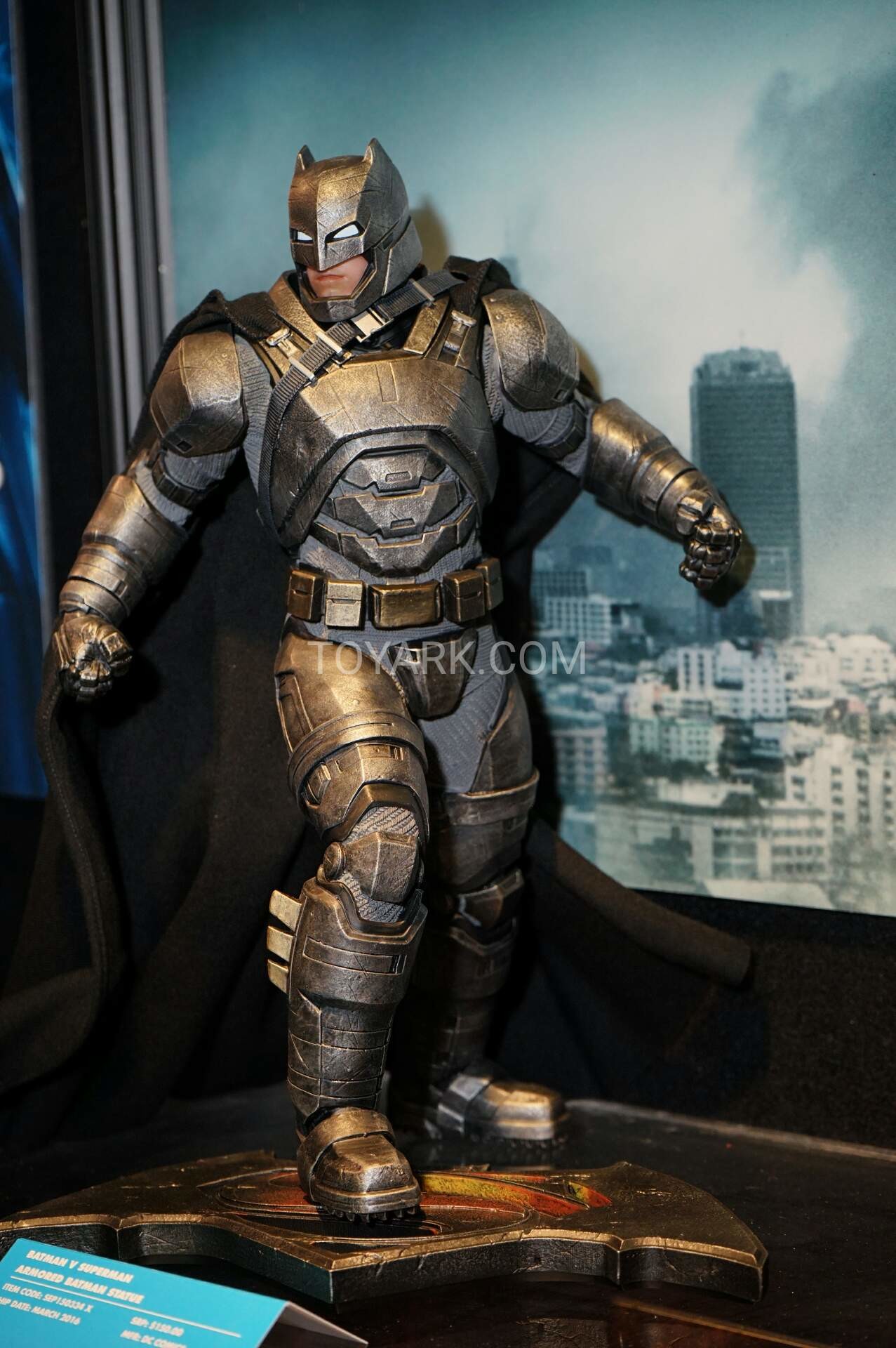 batman armored dc collectibles
