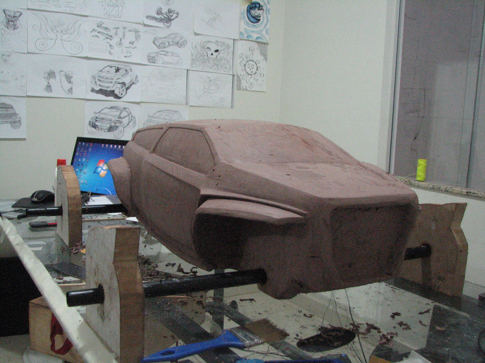 Projeto de especialização  2007 em Shape Design Automotivo - Wasp Car 4 para 4 pessoa com identidadee FIAT 