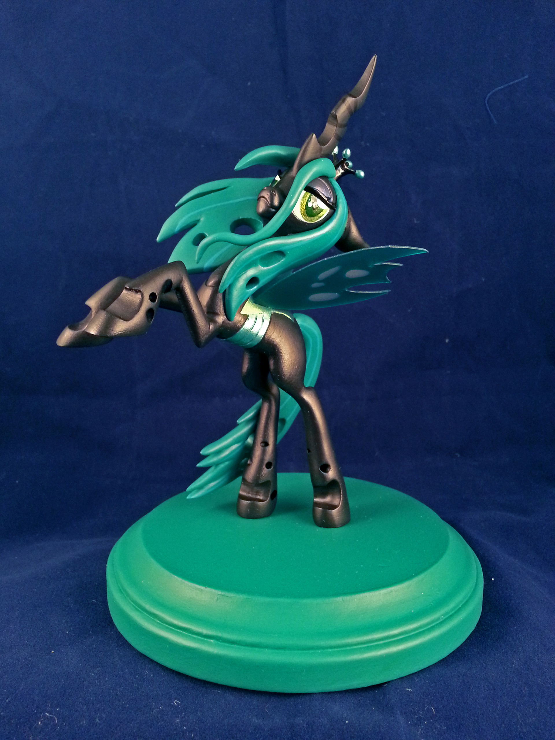 Queen top chrysalis figure
