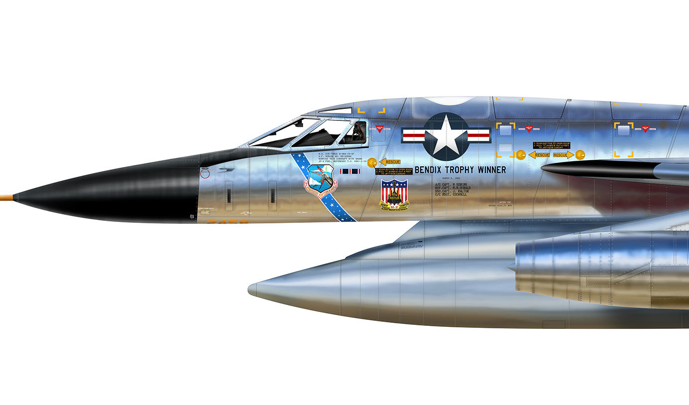22: The centerline fuel tank has a slightly different metallic look than the rest of the jet. 