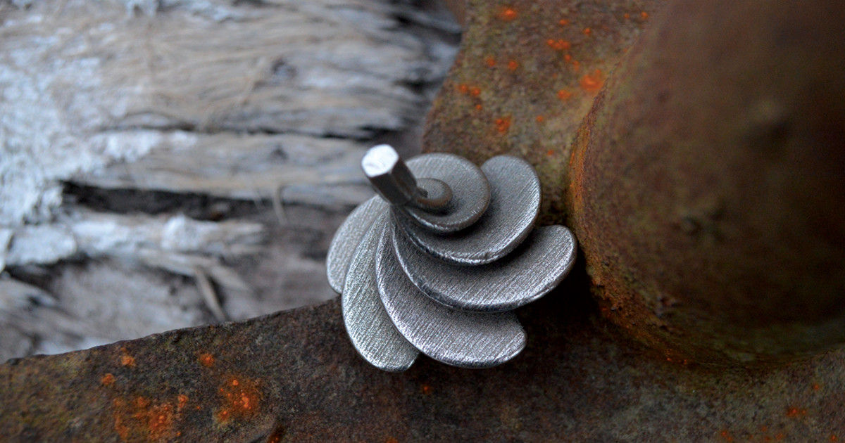 Zephyr spinning top sales