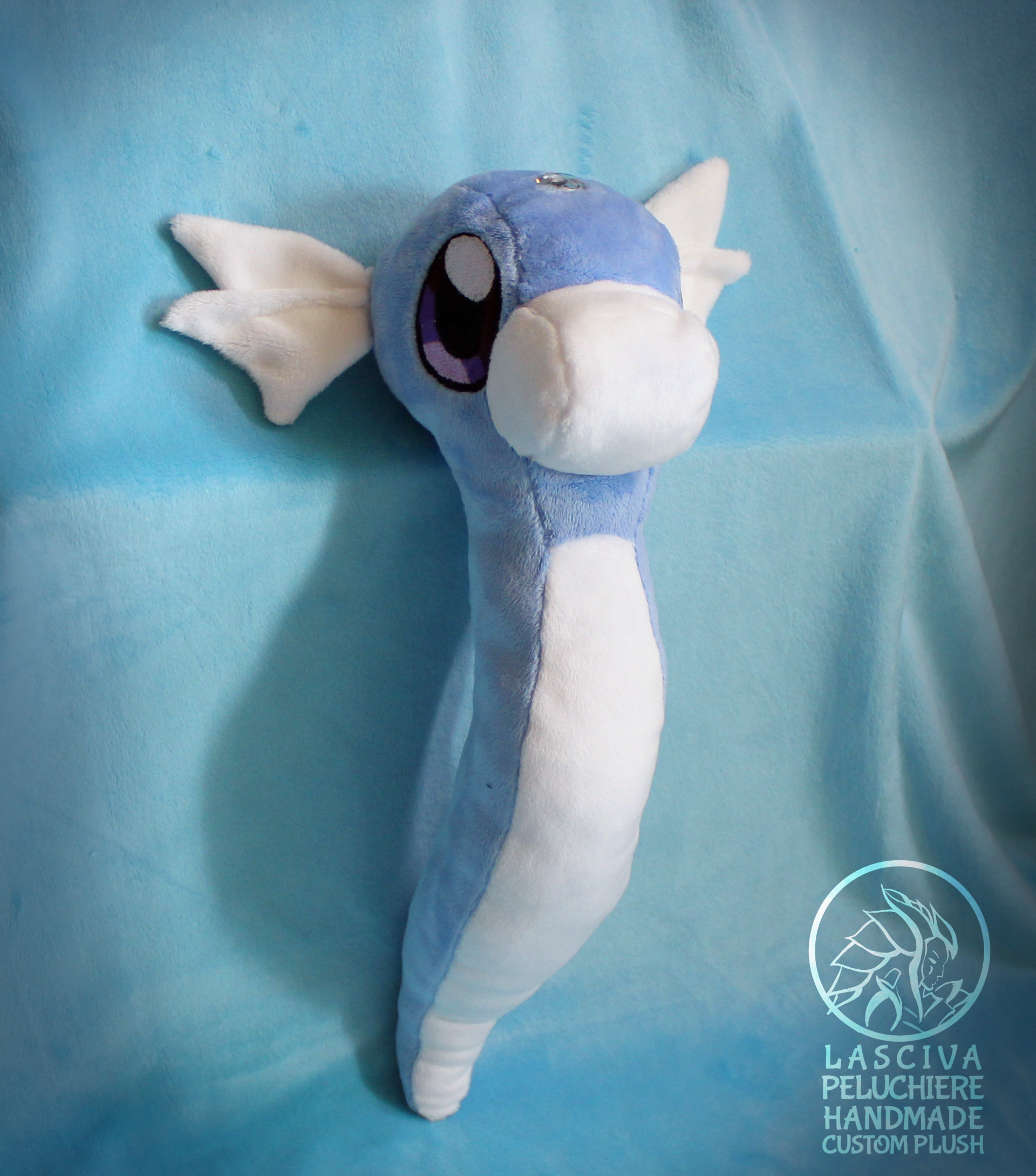 Lasciva Peluchiere Dratini custom plush