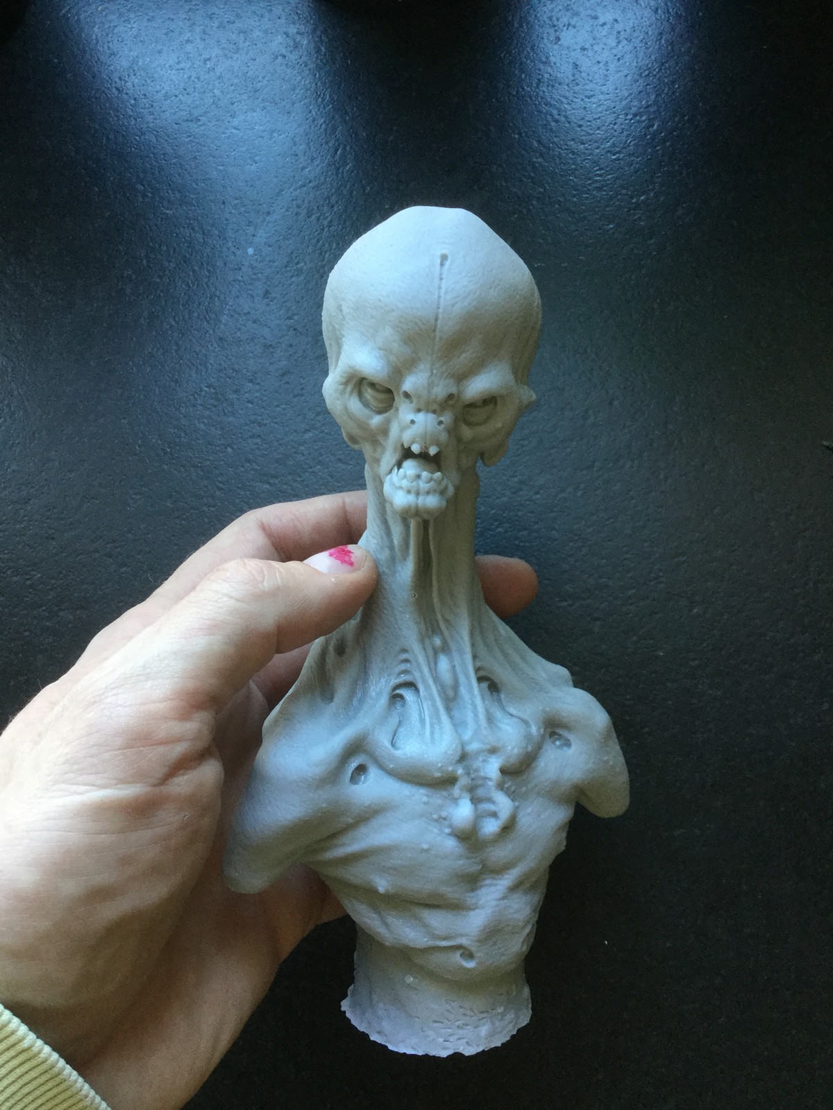 Alien/cast resin