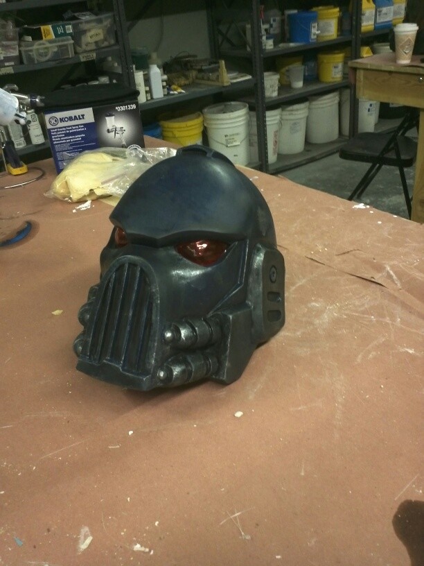 Warhammer Helmet Sculpture (W. Cig Neutron)