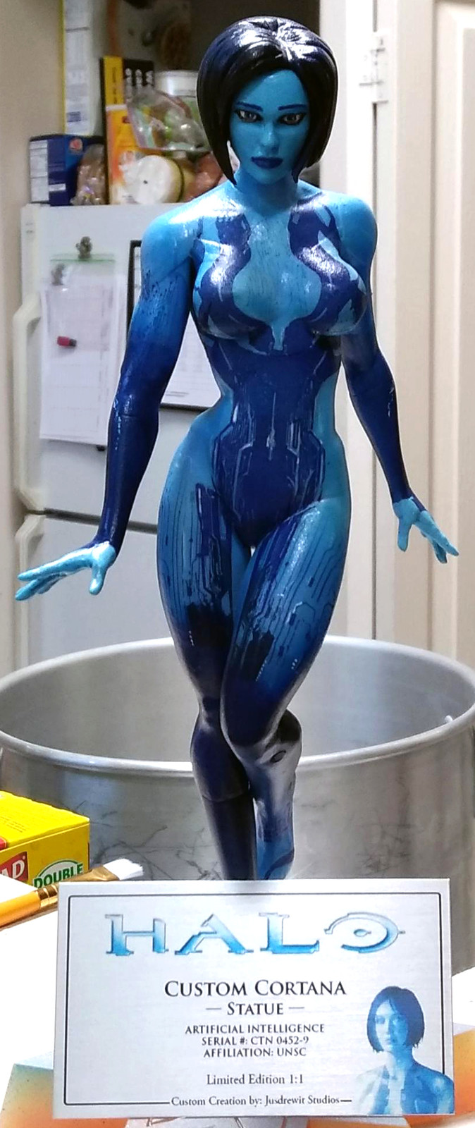 halo 4 cortana statue