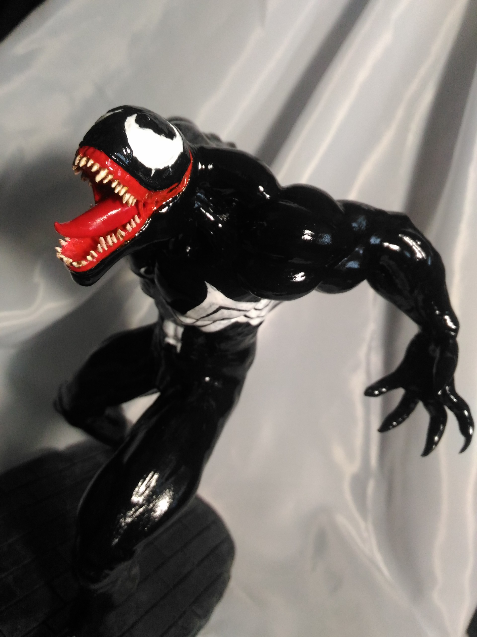 ArtStation Venom sculpture