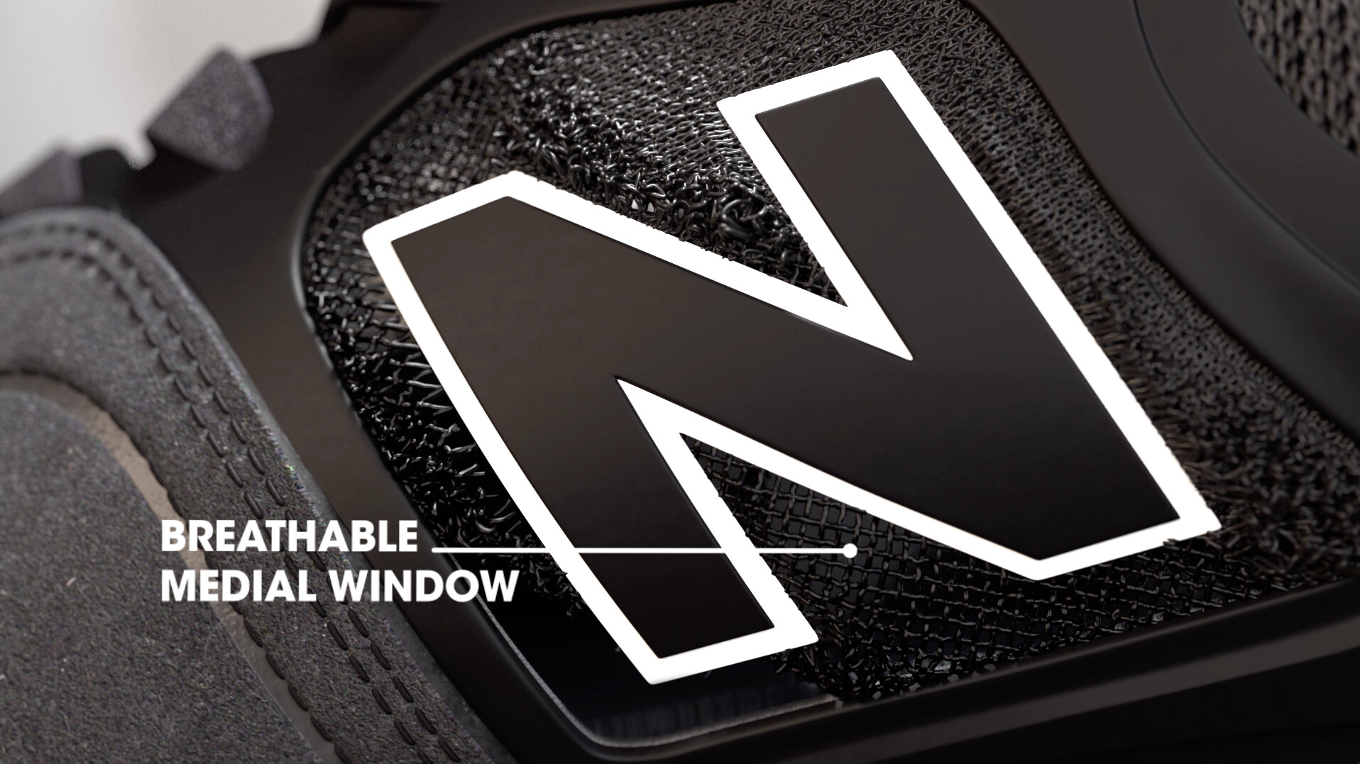 Лого брендов New Balance
