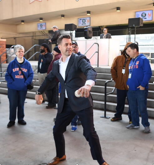 Brodie Van Wagenen introduced by Mets Women's T-Shirt by Brodie Ryan Van  Wagenen - Pixels