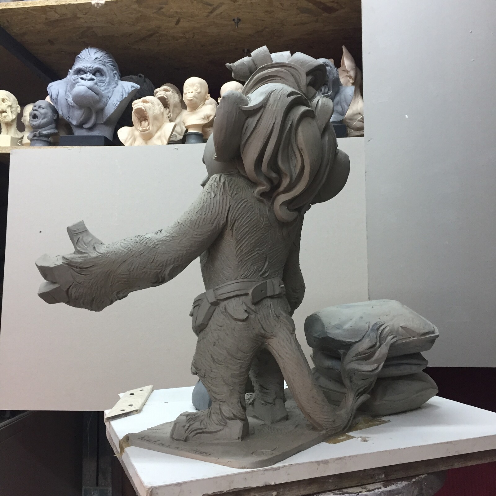 Hewelion wster clay sculpture. It is 53 cm tall. 