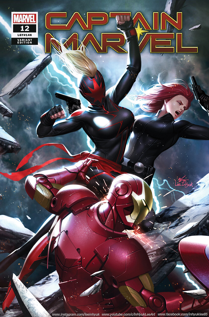 Dark Captain Marvel vs Iron Man and Black widow
