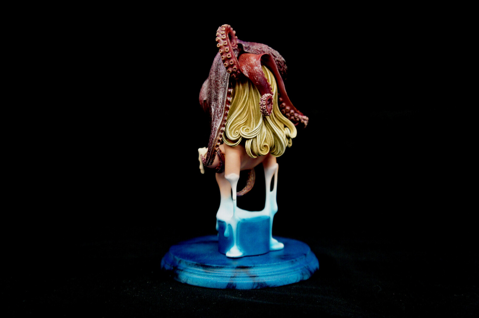 Sorrow Octopus  Art Statue 
哀ちゃん
