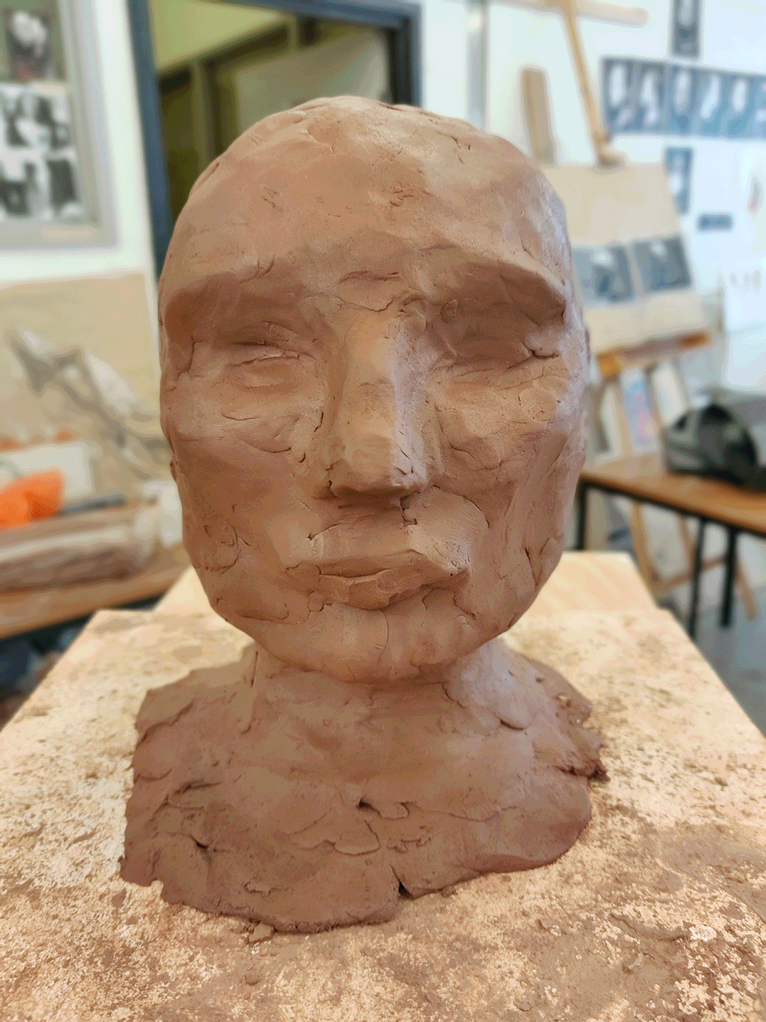 Nicola Griffiths - Sculpting Clay Heads