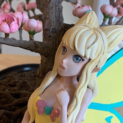Eos collectible figurine (fan sculpt)