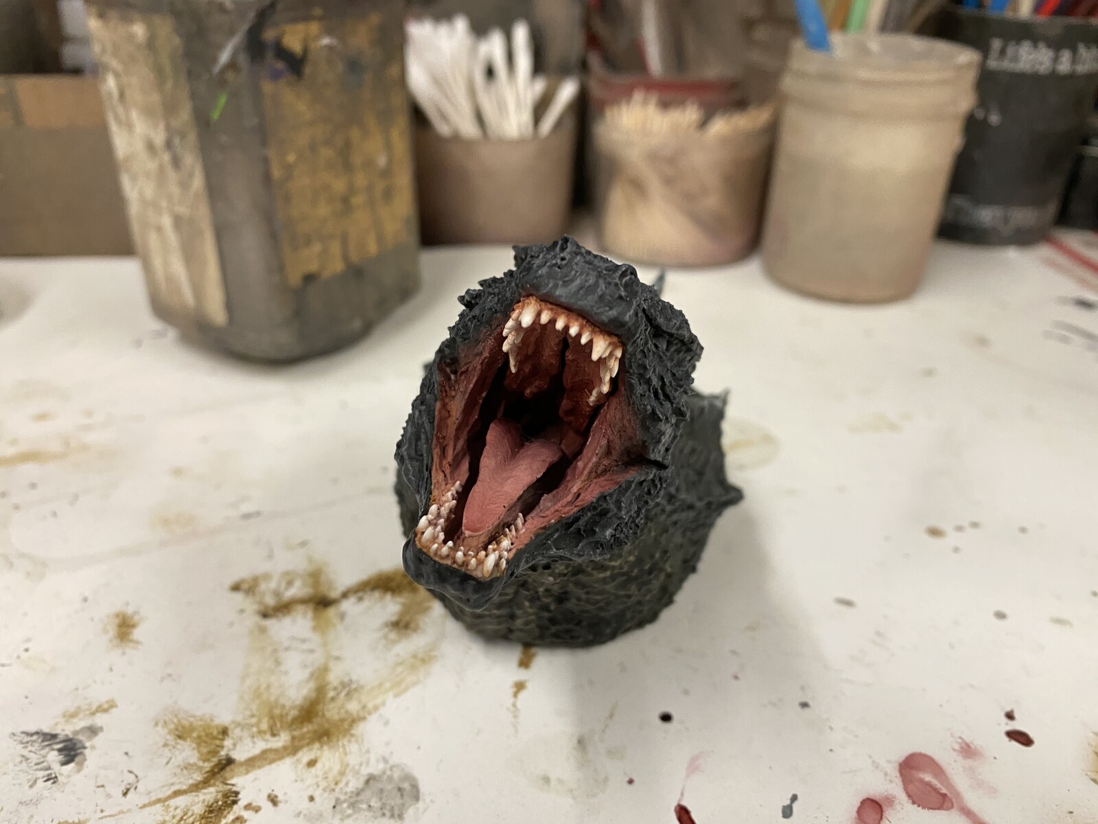 2014 Godzilla 30 cm Art Statue W.I.P . 
https://www.solidart.club/
