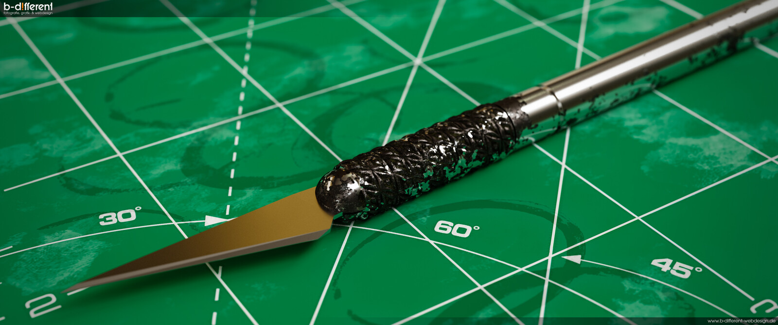 my logo in a virtual workspace | knife