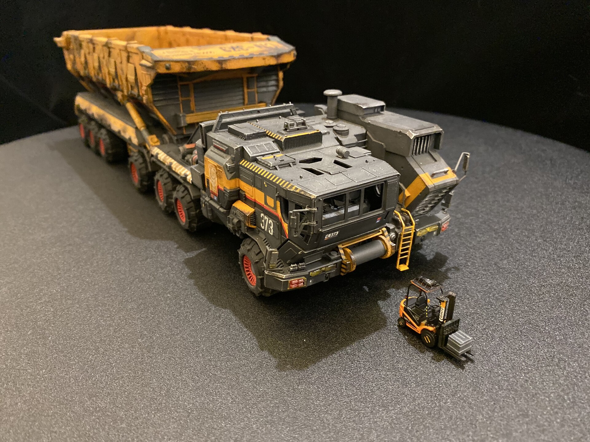 星環重工Planet Ring Industry Model studio - 1/100《流浪地球 星環重工Planet Ring Industry Model studio - 1/100《流浪地球