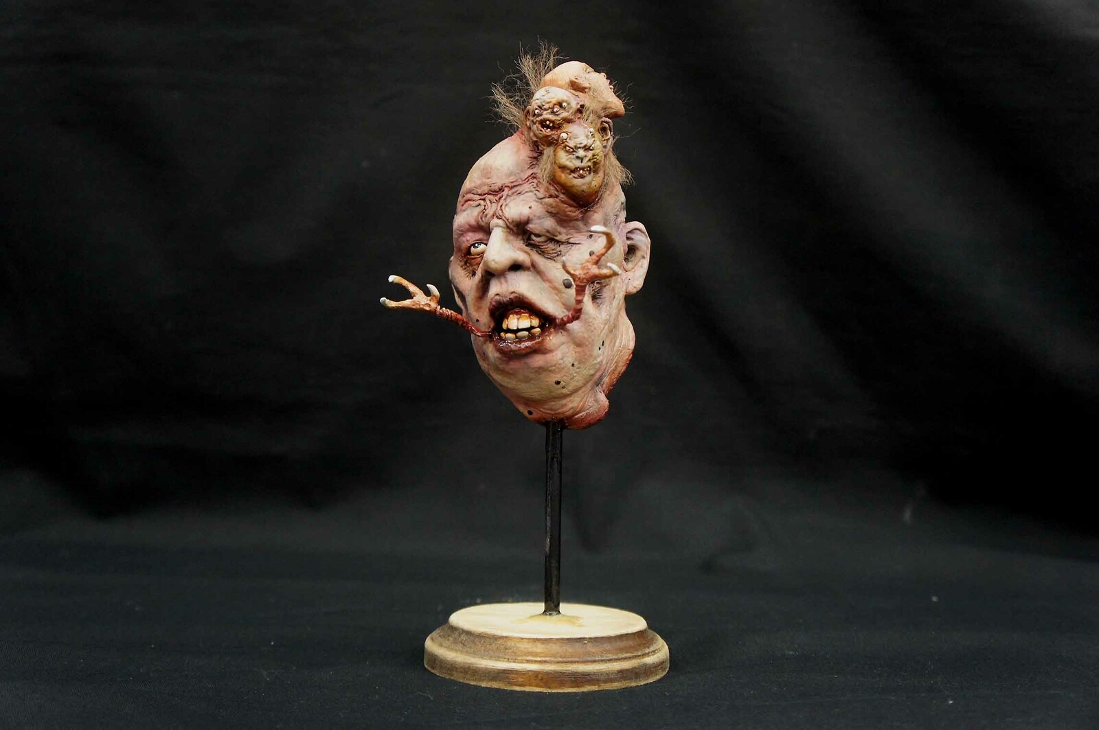 Voodoo Head Art Statue
https://www.solidart.club/