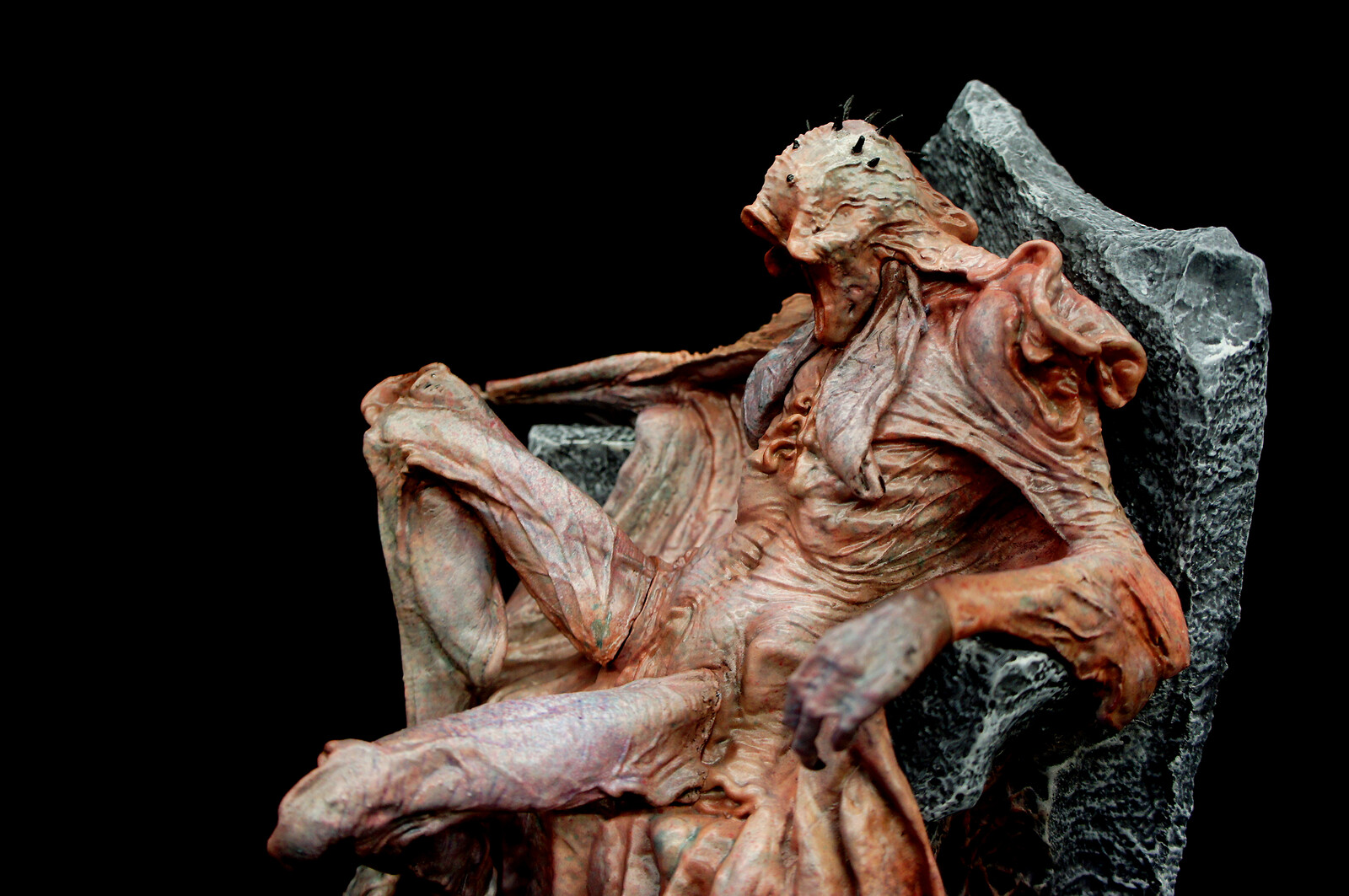 Pleats Art Statue 
https://www.solidart.club/