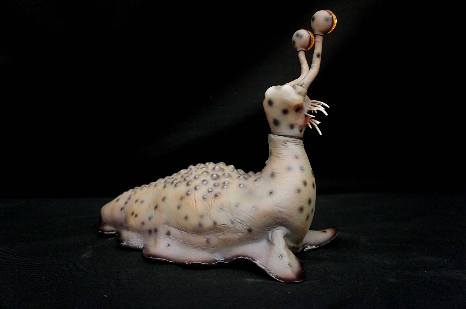 Ultra Q : Mars Monster Namagon  
 ウルトラQ  火星怪獣 ナメゴン
httpS;//solidart.club