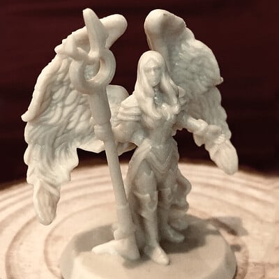 Magic the Gathering: Avacyn - Angel of Hope Miniature Sculpture