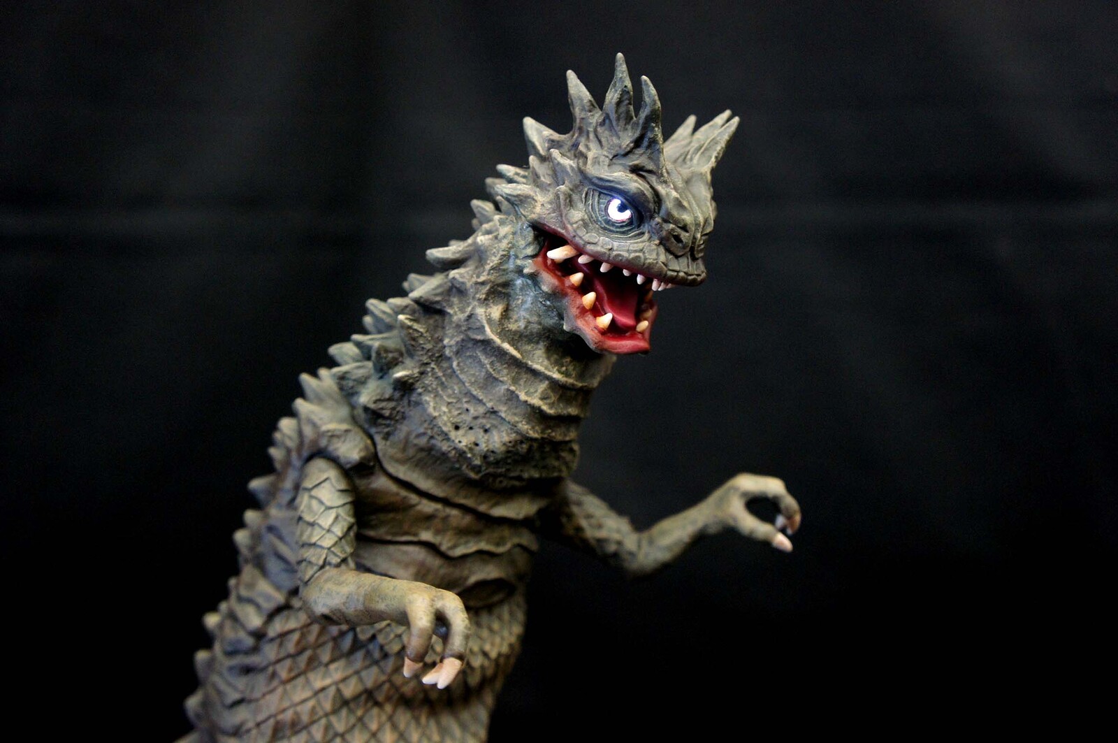 Ultra Kaiju Bemular Art Statue 宇宙怪獣 ベムラー
https://www.solidart.club/