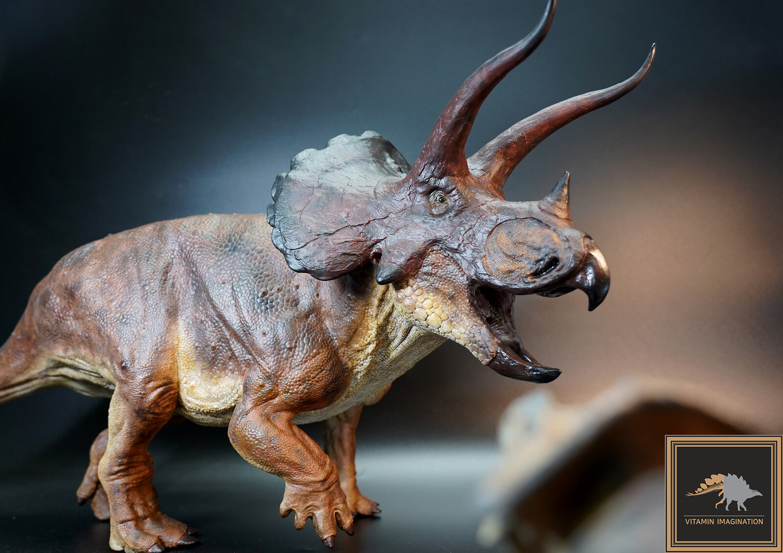 1:10 Triceratops 