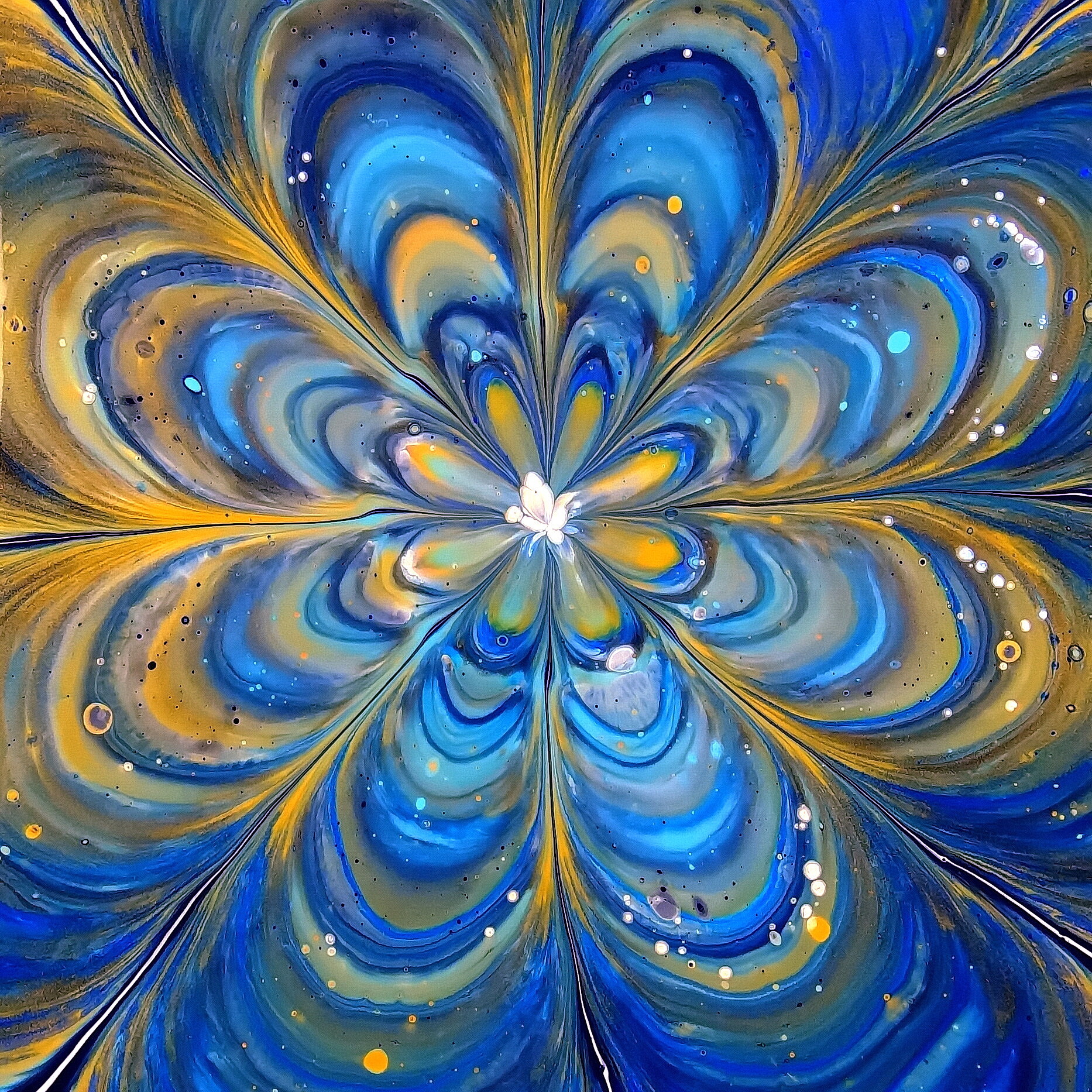 Fiona Art Beautiful SPINNING FLOWER Open cup technique Acrylic