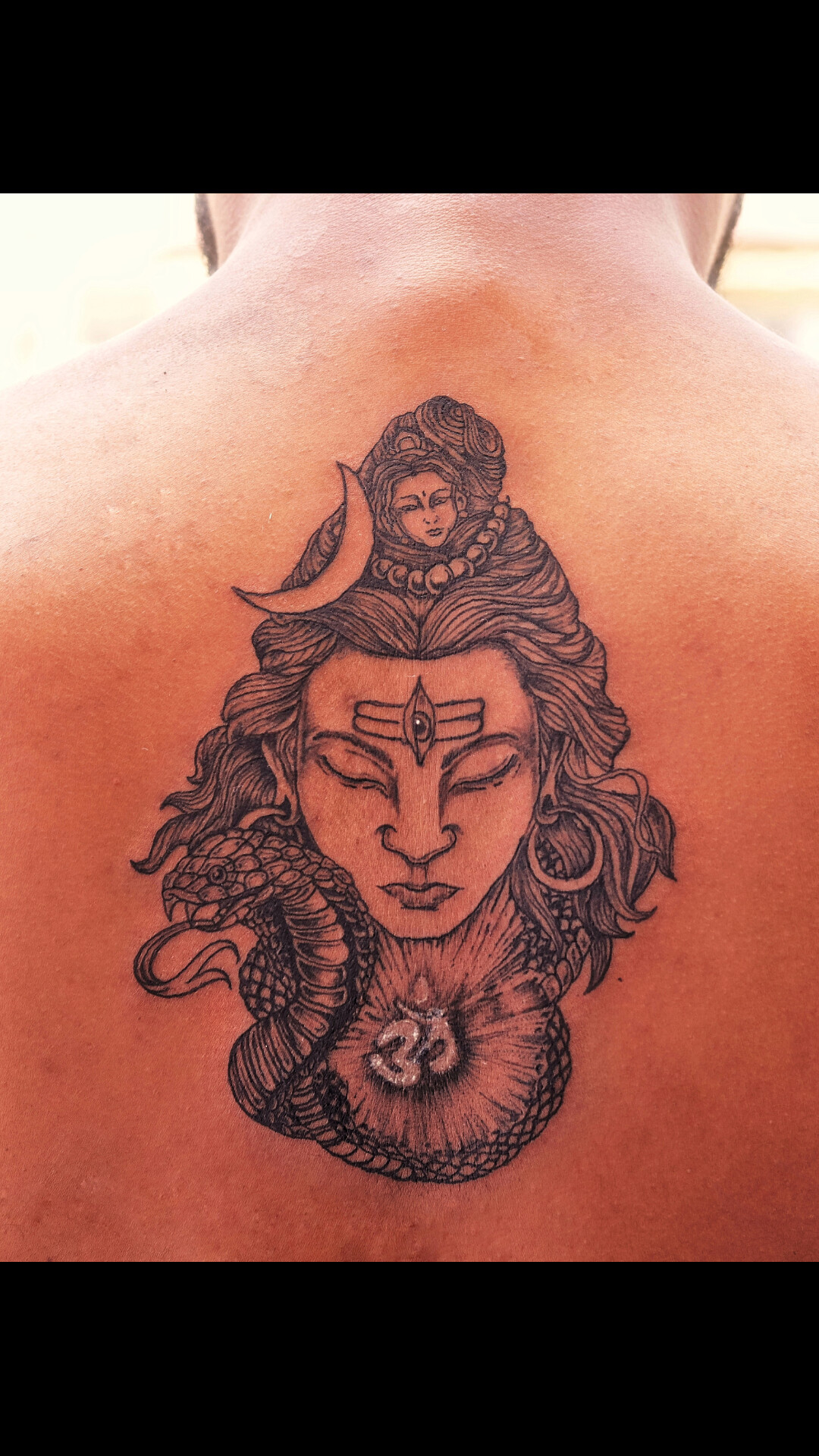 Black And Grey 3D Trishul Tattoo On Right Shoulder