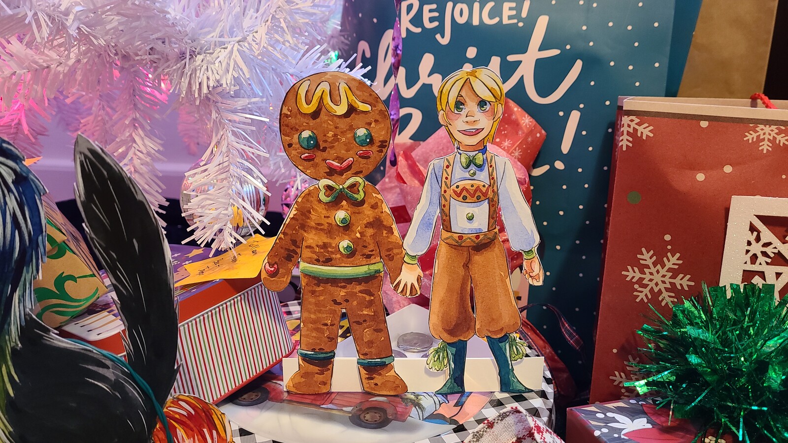 Papercraftmas Day 4: Gingerbread Boys- Completed Papercraft