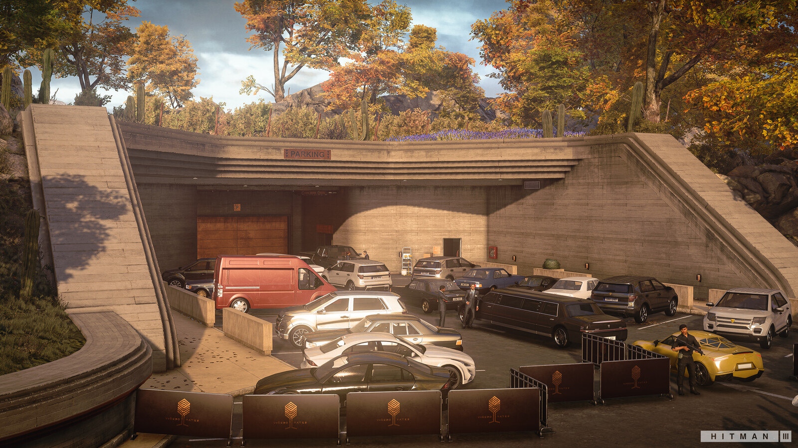 Overcrowded parkinglot for the guests.