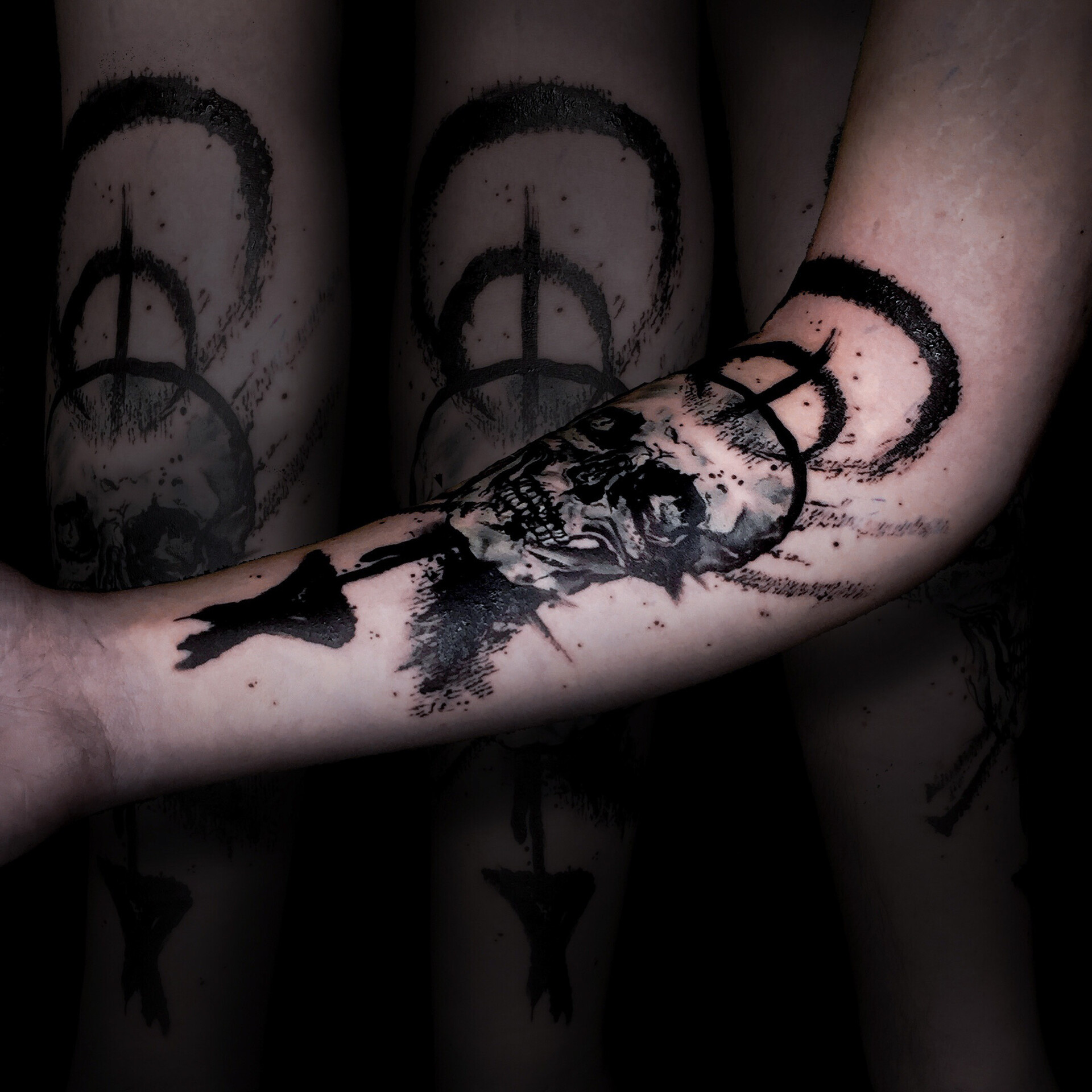Svart Sut Tattoo Artist  Abstract black tattoo  Facebook