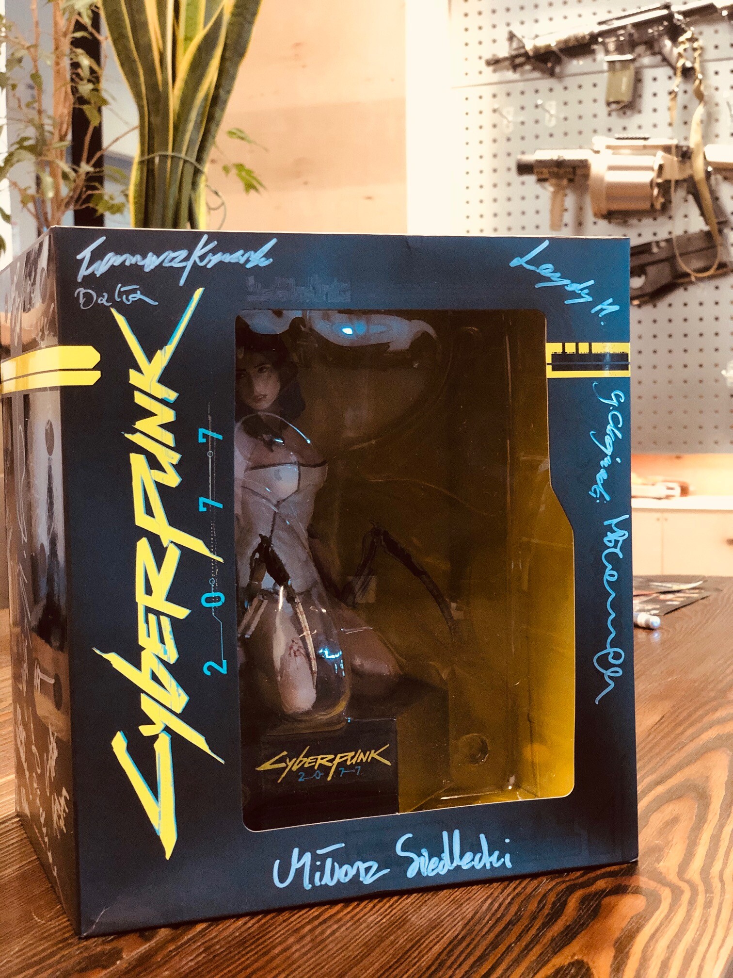 専用(超レア)Cyberpunk 2077 2018年E3限定フィギュア - メルカリ