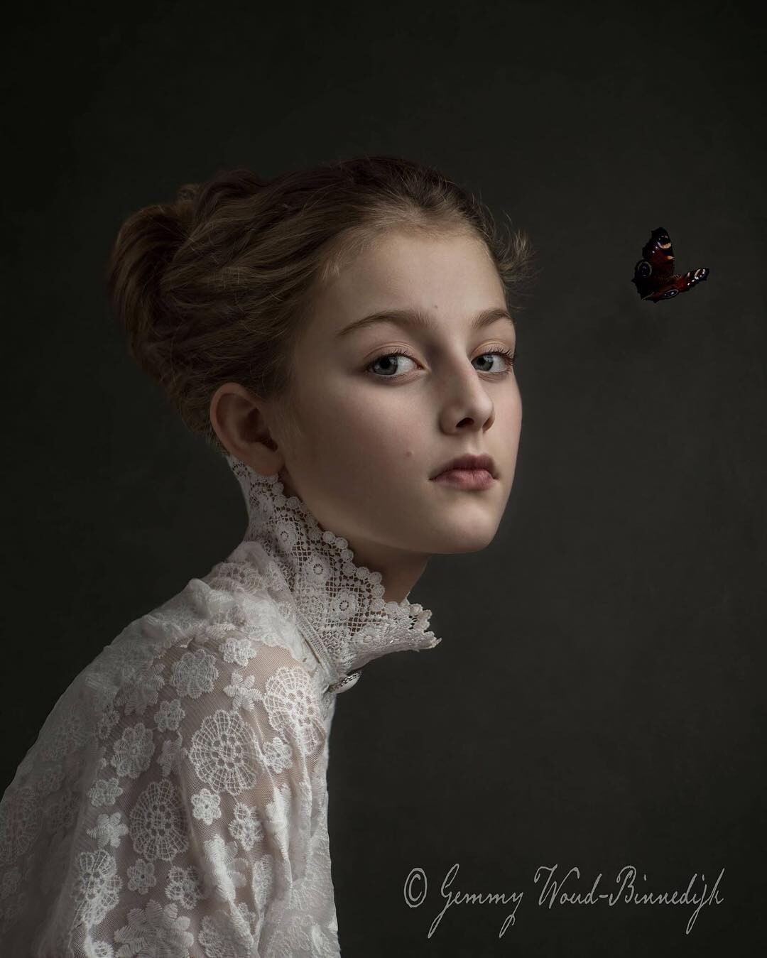 The photograph on which I was based.
Photograph of Gemmy Woud-Binnendijk, @gemmy.woudbinnendijk