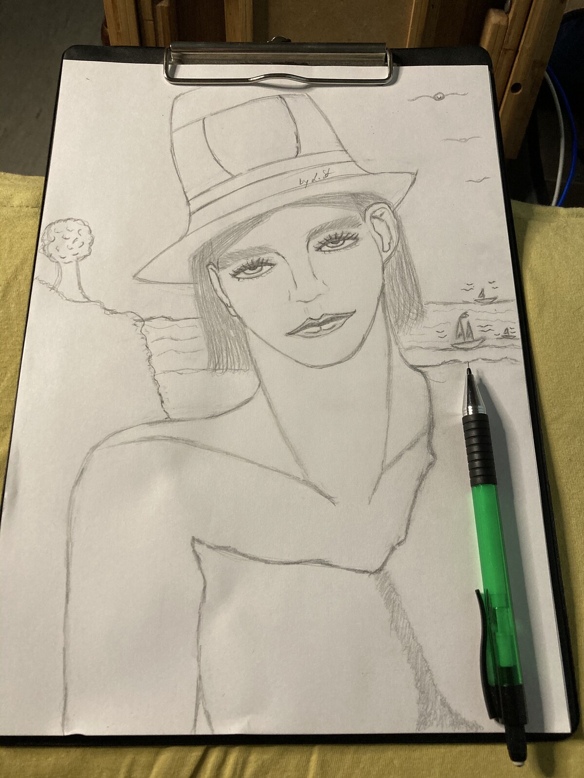 sketch with 0,5 HB mechanical pencil