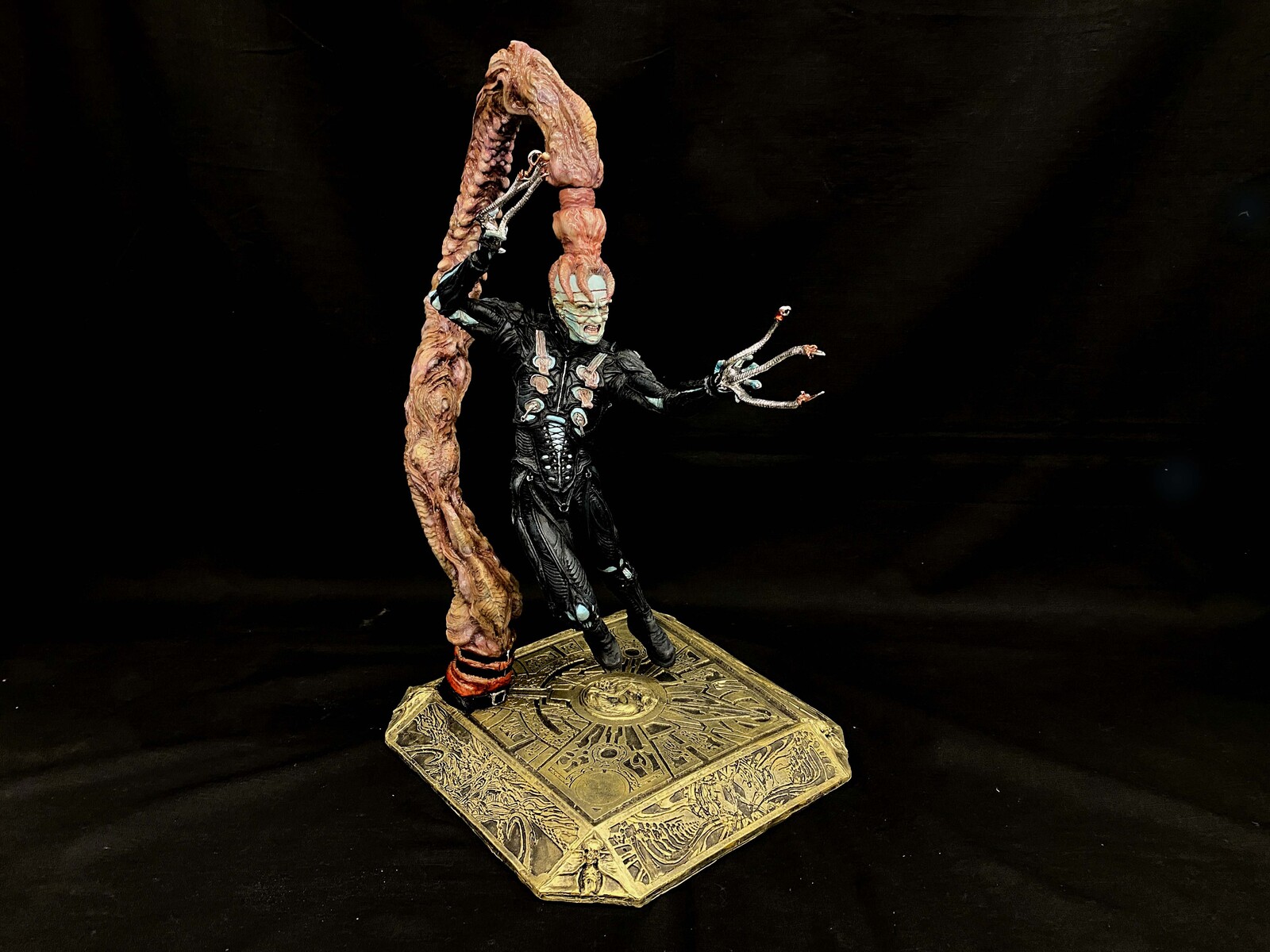 Hellraiser : Dr. Channard Art Statue 

Portfolio: https://www.solidart.club
