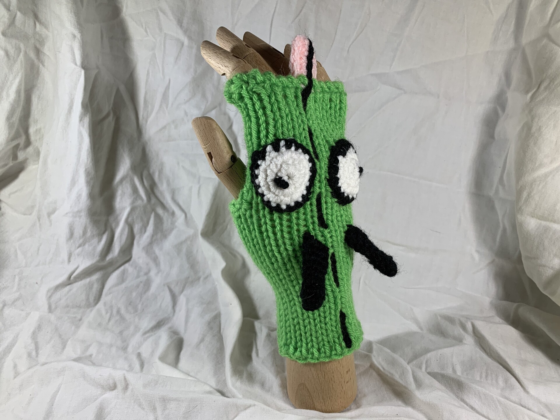 ArtStation - Knit Gir Glove