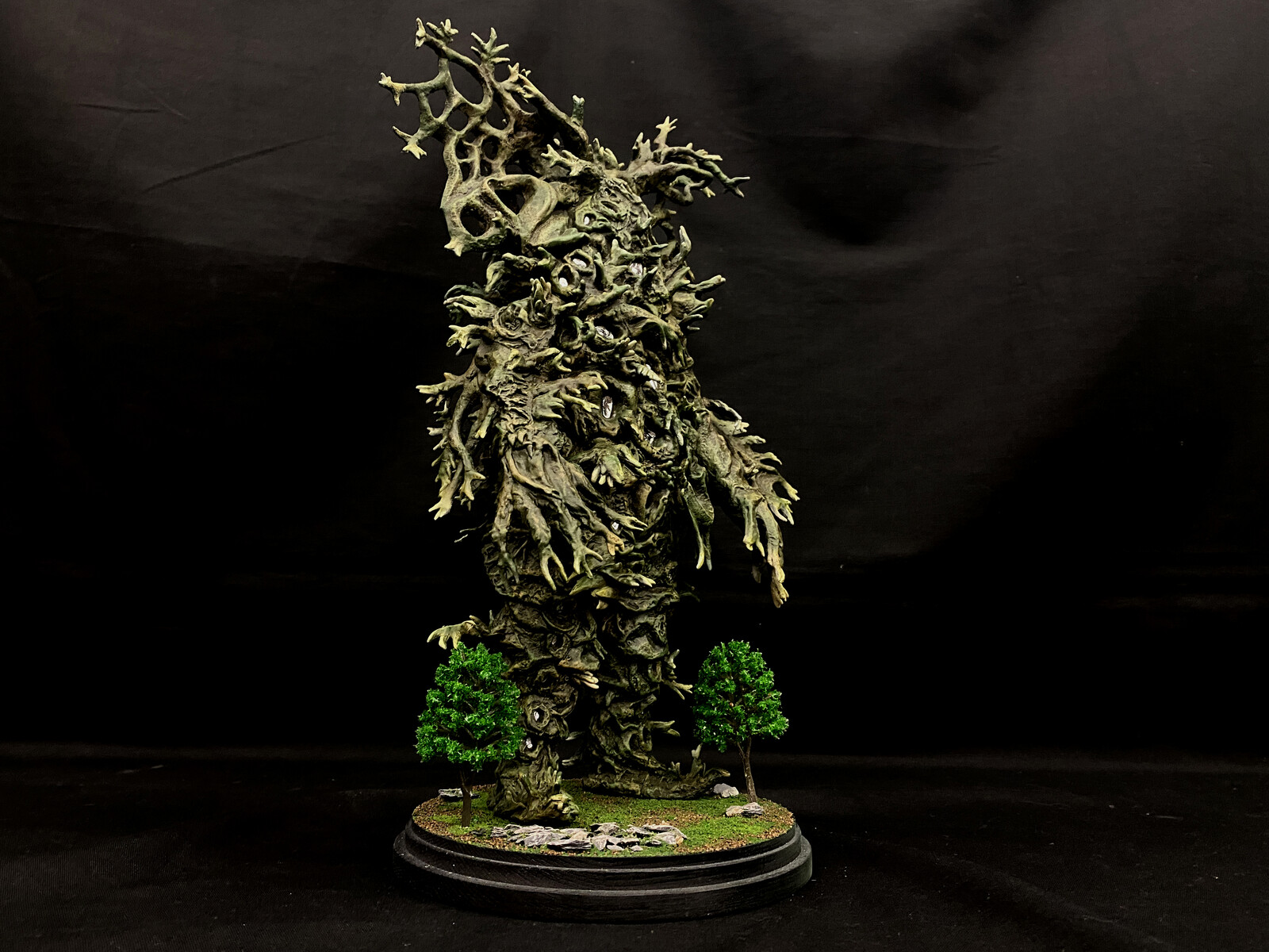 Waiell Seijin Art Statue ワイアール星人 完成品
https://www.solidart.club/ 