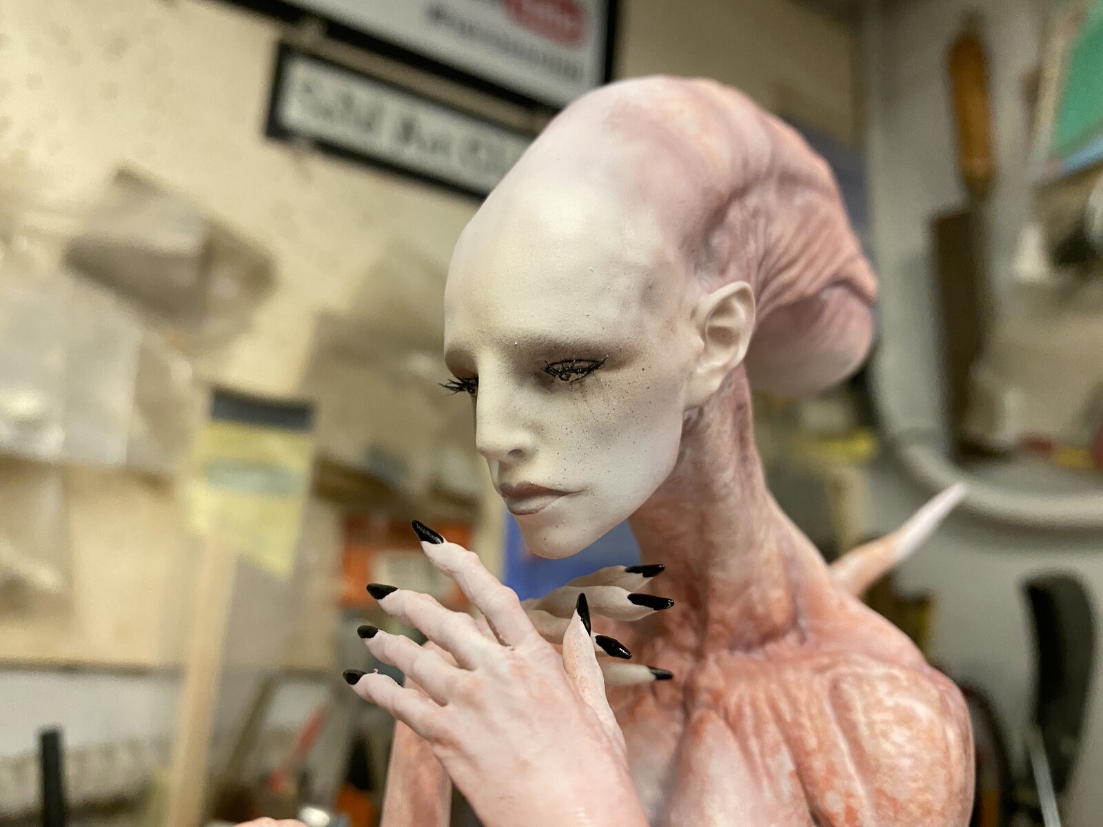 Clone 38 Art Statue Prometheus Alien
https://www.solidart.club/