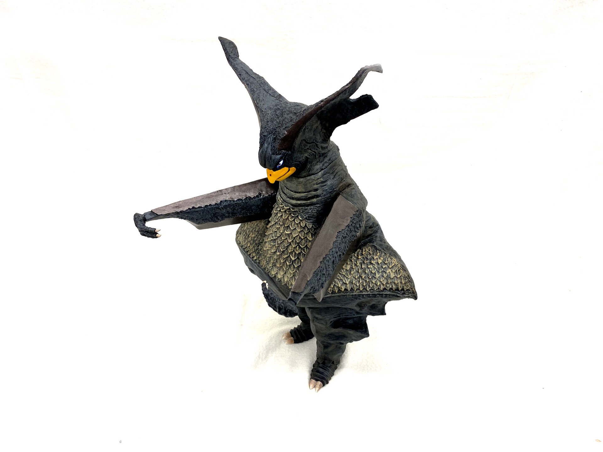 Artstation Star Bem Gyeron Super Weapon R1 Art Statue ギエロン星獣 完成品