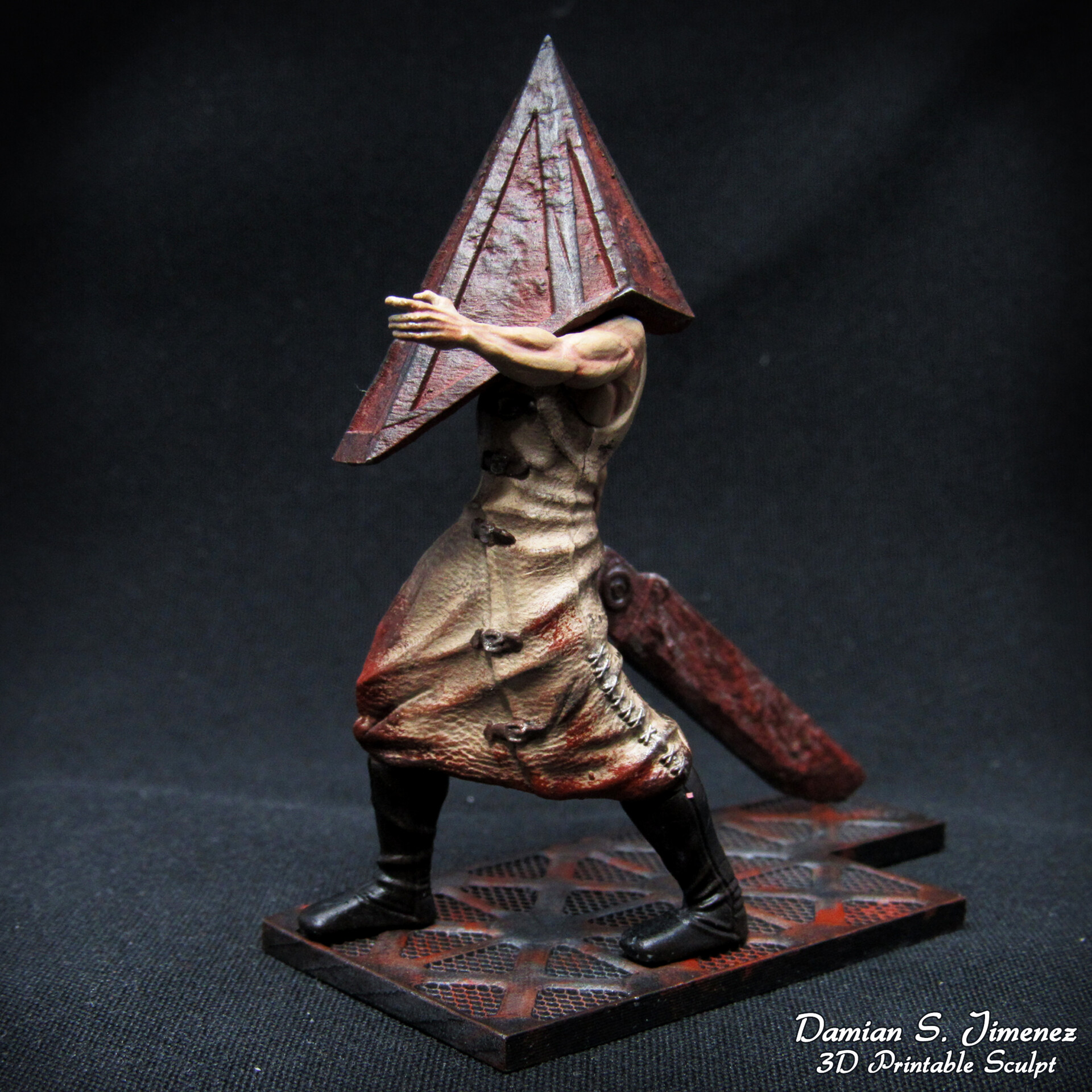 Silent Hill Diorama With Pyramid Head 