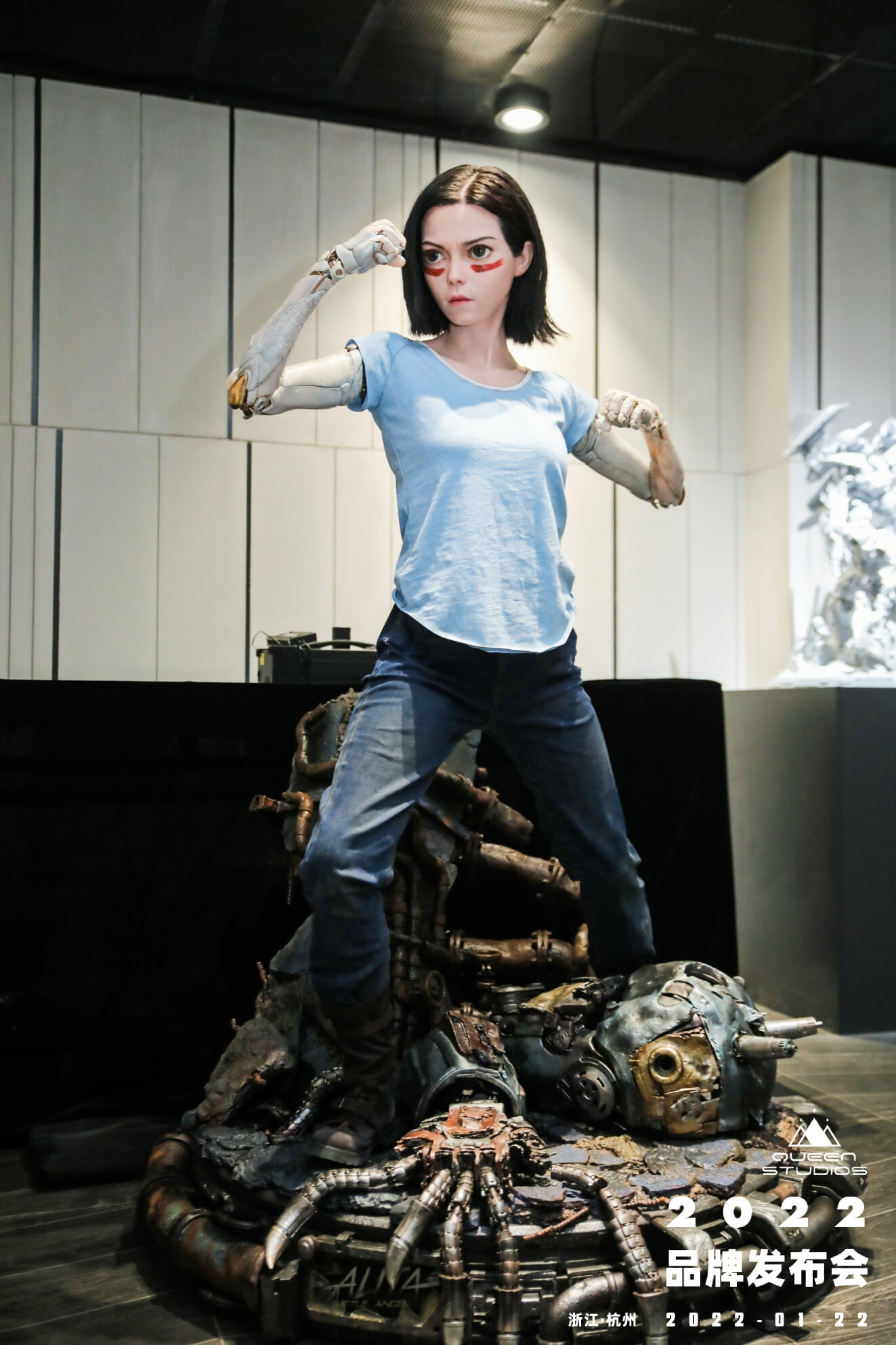 ROMELL CHOPRAA ( FERENBULLS ) - Alita Lifesize Statue for (Queen Studios)