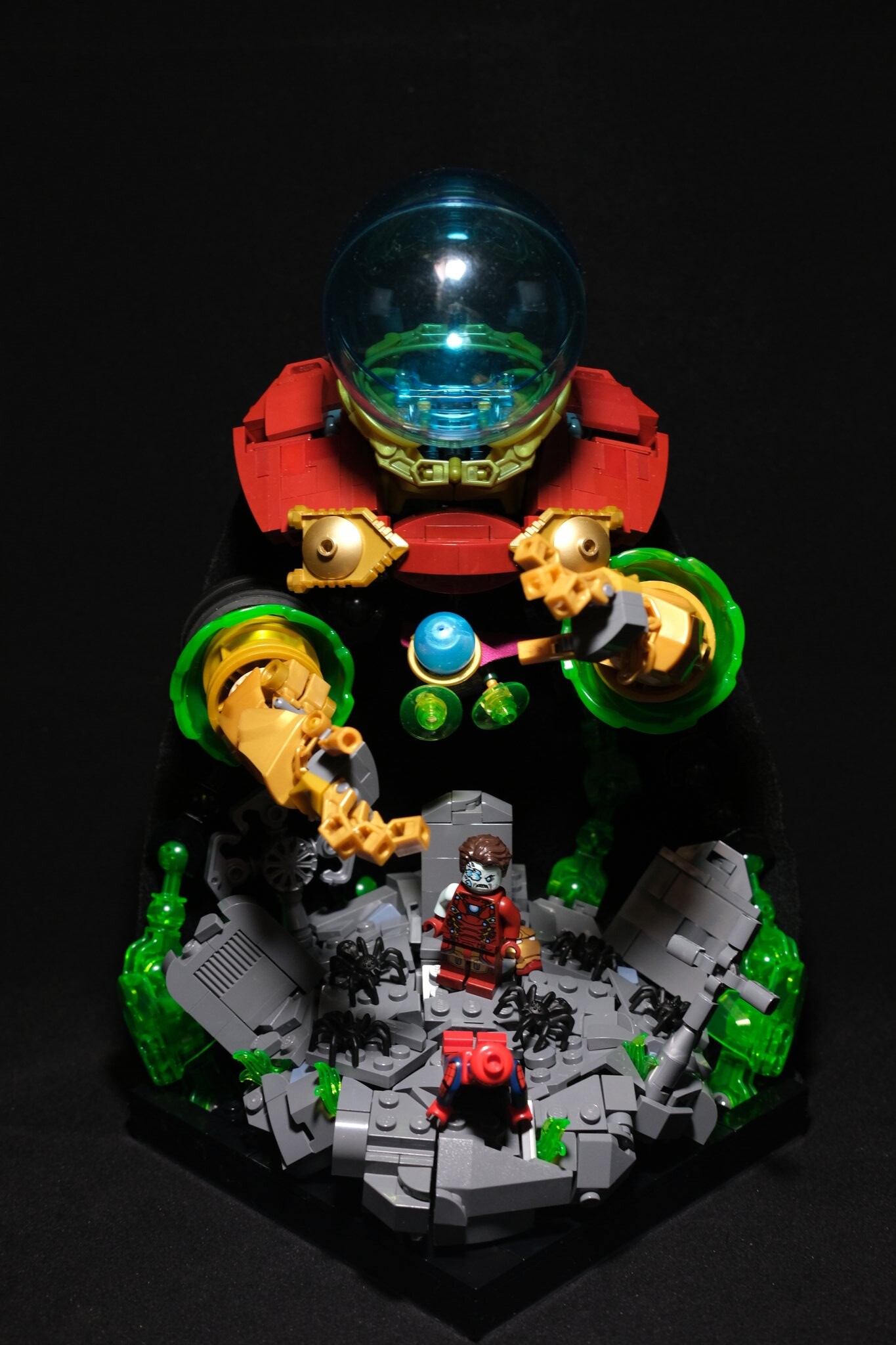- LEGO Marvel fan models: Mysterio, Antman, Wasp