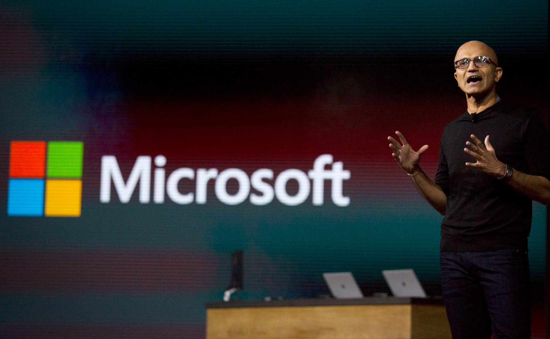 Microsoft help. Выступления Microsoft. CEO of Windows