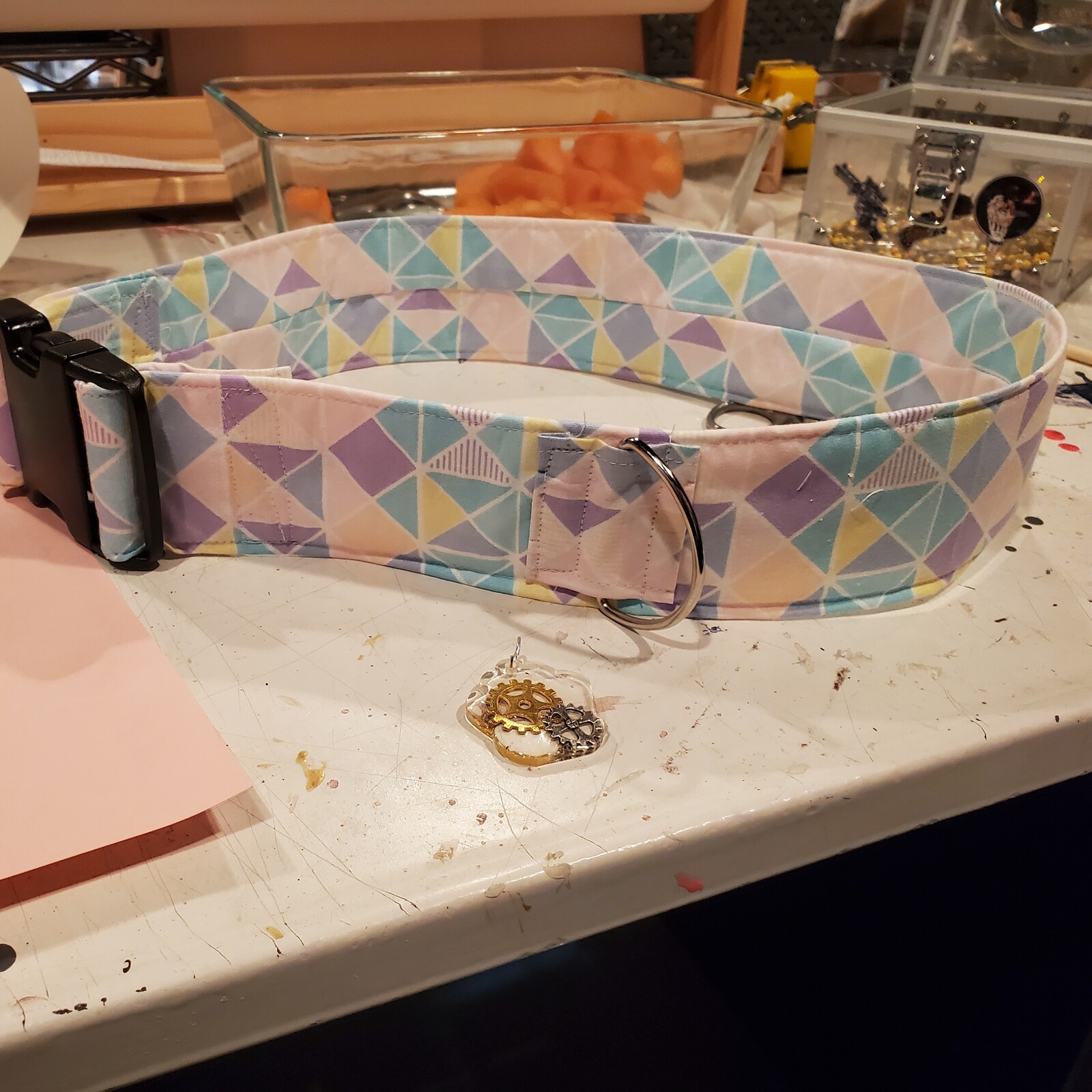 2" wide. Complete with buckle, D-ring, and tag of choice or bell. 