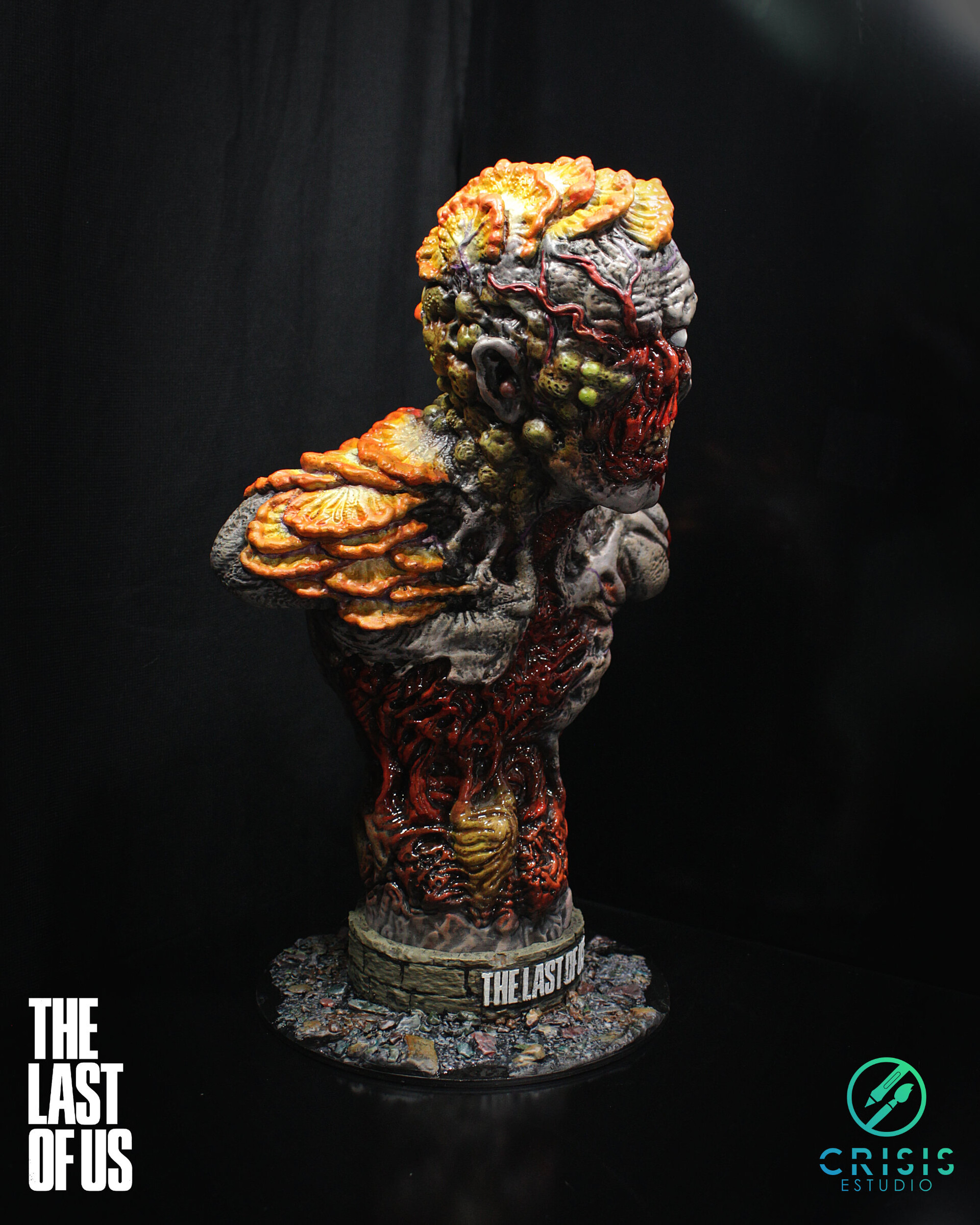 The Last of Us Clicker Statue