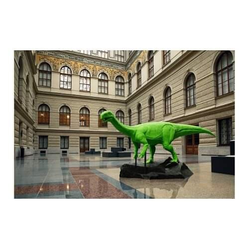 A viz of my Pla(s)eosaurus in the National Museum of Prague. The statue will be 5 meters long and made of 140 kg of recycled plastic. I'm very grateful to Pet-Mat @asociacecsr_cz @globalgoalssummit for this wonderful opportunity.